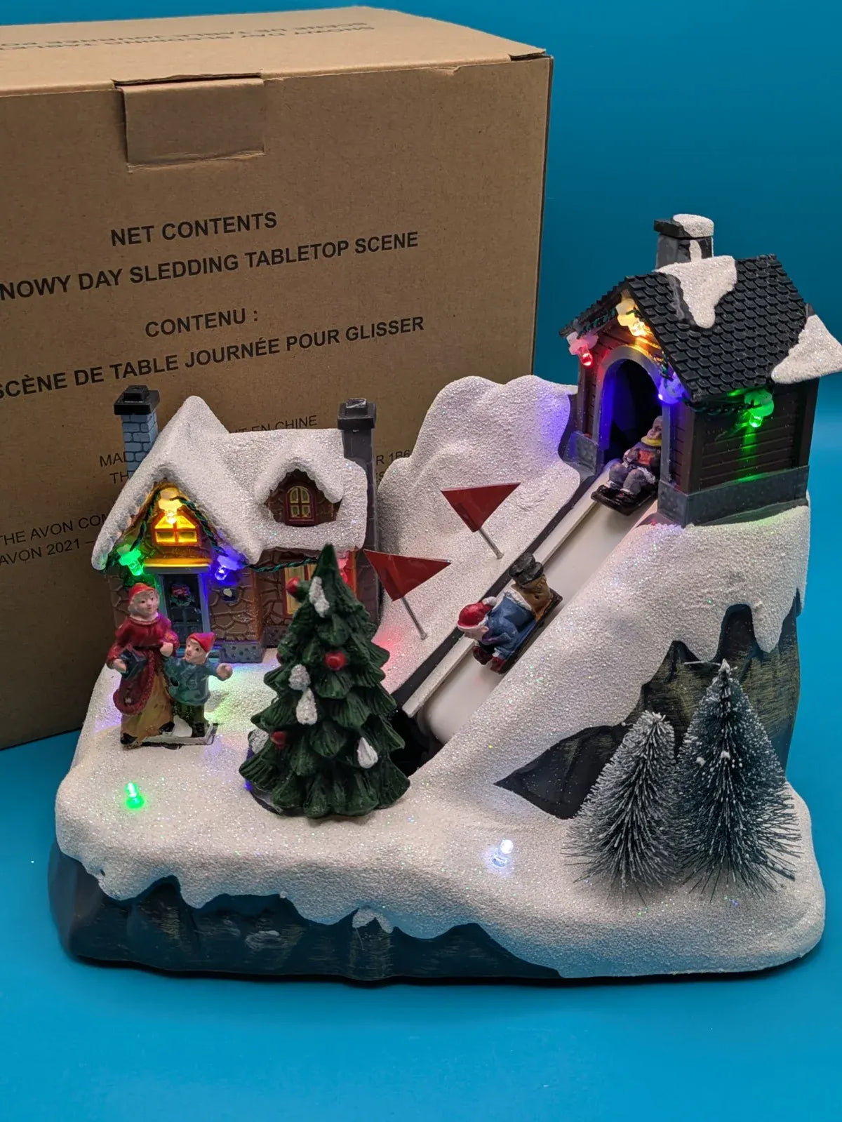 AY SLEDDINGTABLETOP LIGHTED ANIMATED MUSICAL SCENE SLEDS