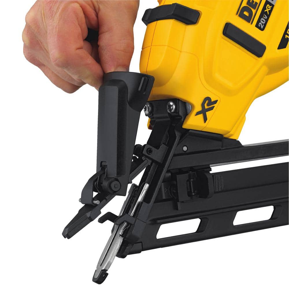 20V MAX XR Lithium-Ion Cordless 15-Gauge Angled Finish Nailer (Tool Only) DCN650B