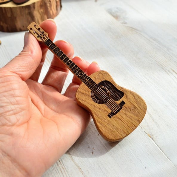 Engraved Guitar Pick Box with Oak Stand and Three Picks, Personalized Keepsake