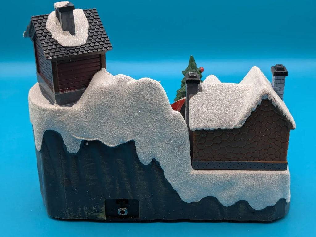 AY SLEDDINGTABLETOP LIGHTED ANIMATED MUSICAL SCENE SLEDS