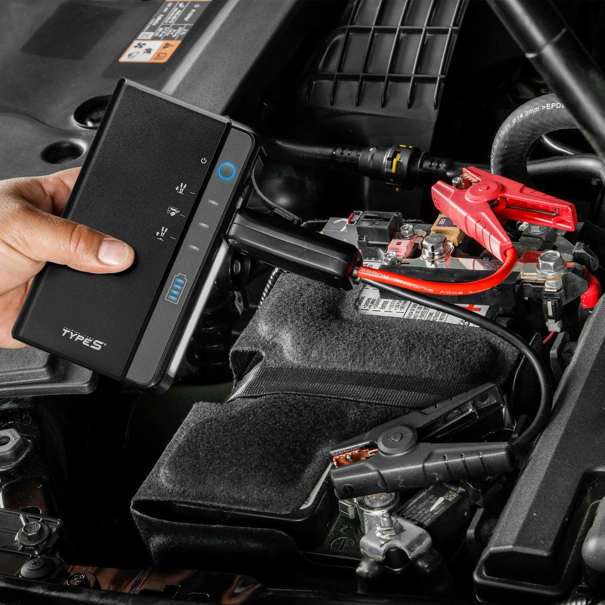 Portable Jump Starter & Power Bank with Emergency Multimode Floodlight