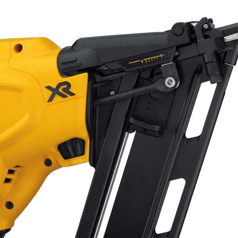 20V MAX XR Lithium-Ion Cordless 15-Gauge Angled Finish Nailer (Tool Only) DCN650B